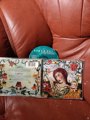 STEVE VAI -fire garden CD.