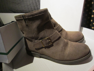 Benetton varrelliset kengät koko 37, sisämitta 23 cm