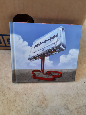 Ginger Wildheart – 555% digibook 3CD
