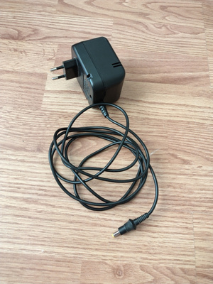 Sega virtalähde