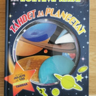 Tähdet ja planeetat hohtava kirja - uudenveroinen - pikkukuva 1