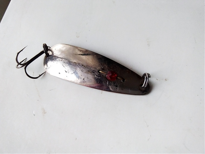 Red Eye Lures Evil Eye Lusikkauistin helmellä 7cm