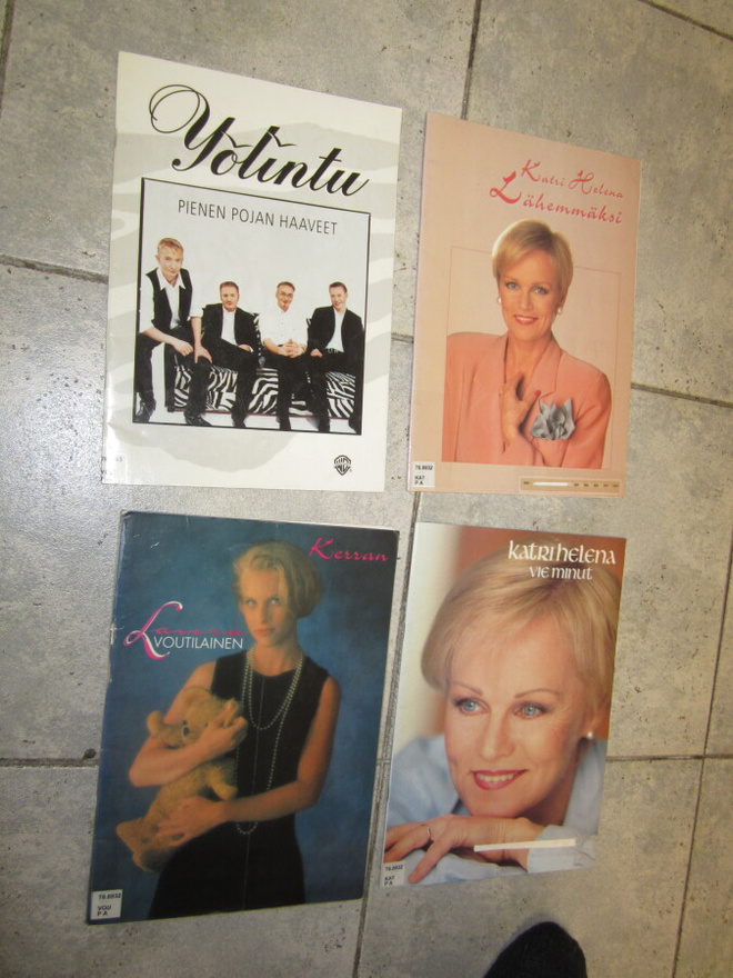 YÖLINTU, KATRI-HELENA x 2 & LAURA VOUTILAINEN NUOTTIVIHOT