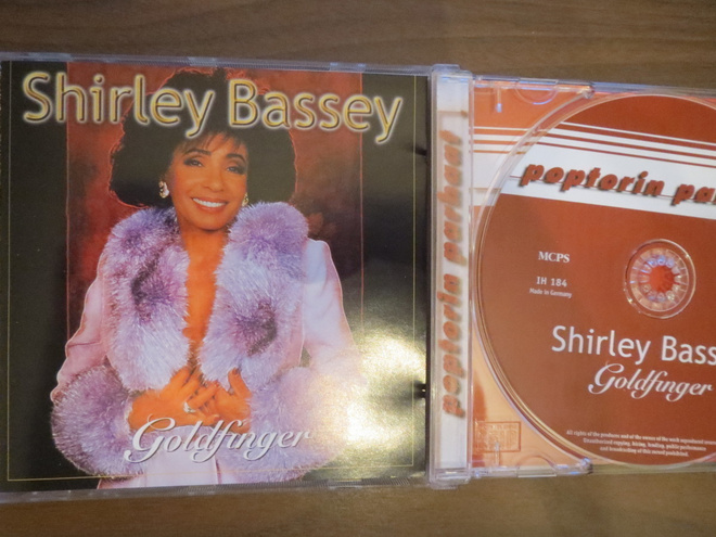 Shirley Bassey: Goldfinger CD