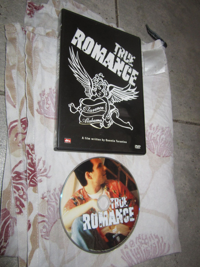 True Romance - Quentin tarantino - Suomi kannet