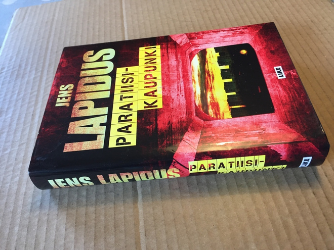 JENS LAPIDUS PARATIISIKAUPUNKI KOVAKANTINEN HIENO