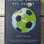 Jussi Eskola - Pyöreän pallon eri kulmat (sid.) - pikkukuva 1