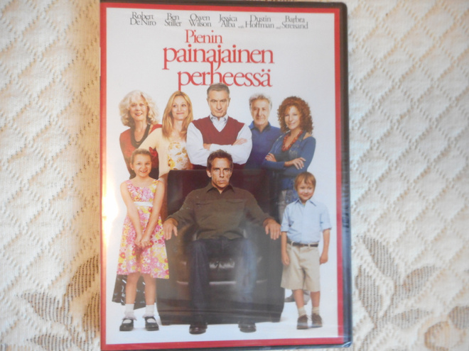 PIENIN PAINAJAINEN PERHEESSÄ DVD v.2010. "Uusi muoveissa"