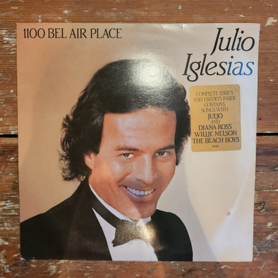 Julio Iglesias - 1100 Bel Air Place Lp (EX/EX)