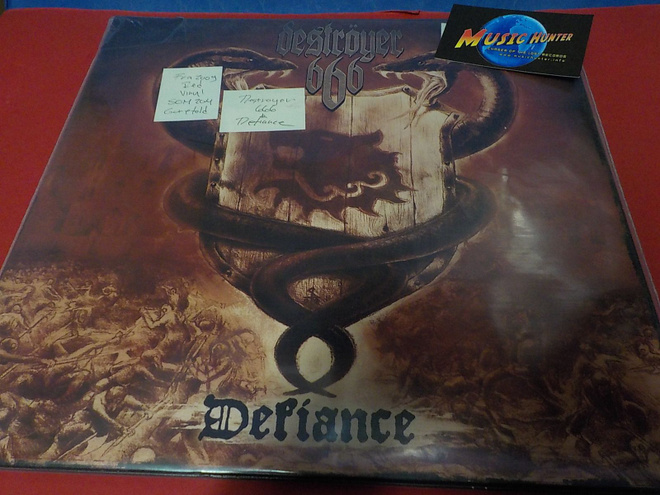 DESTRÖYER 666 - DEFIANCE M-/M- LP