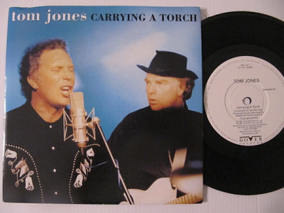 Tom Jones Carrying A Torch 7" sinkku