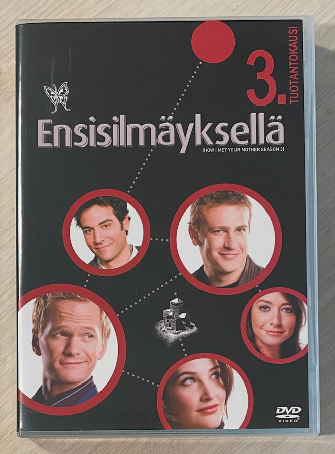 Ensisilmäyksellä: Kausi 3 (2007-2008) 3DVD