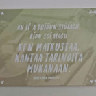 "Ken matkustaa, kantaa tarinoita mukanaan"-POSTIKORTTI - pikkukuva 1