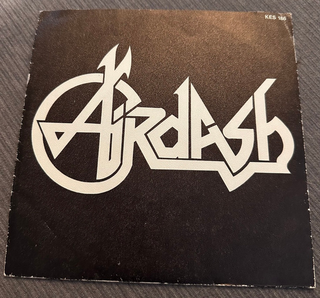 Airdash - White Lies 7” Single