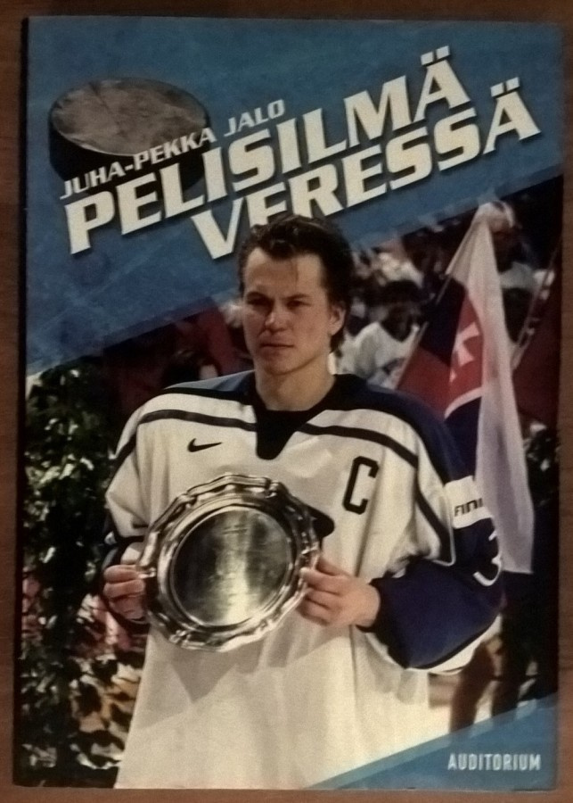 Juha-Pekka Jalo: Pelisilmä veressä