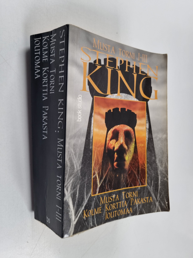 Stephen King : Musta torni 1-3 : Musta torni ; Kolme kort...