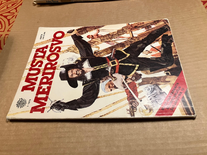 SARJASUOSIKIT 1/1978 MUSTA MERIROSVO