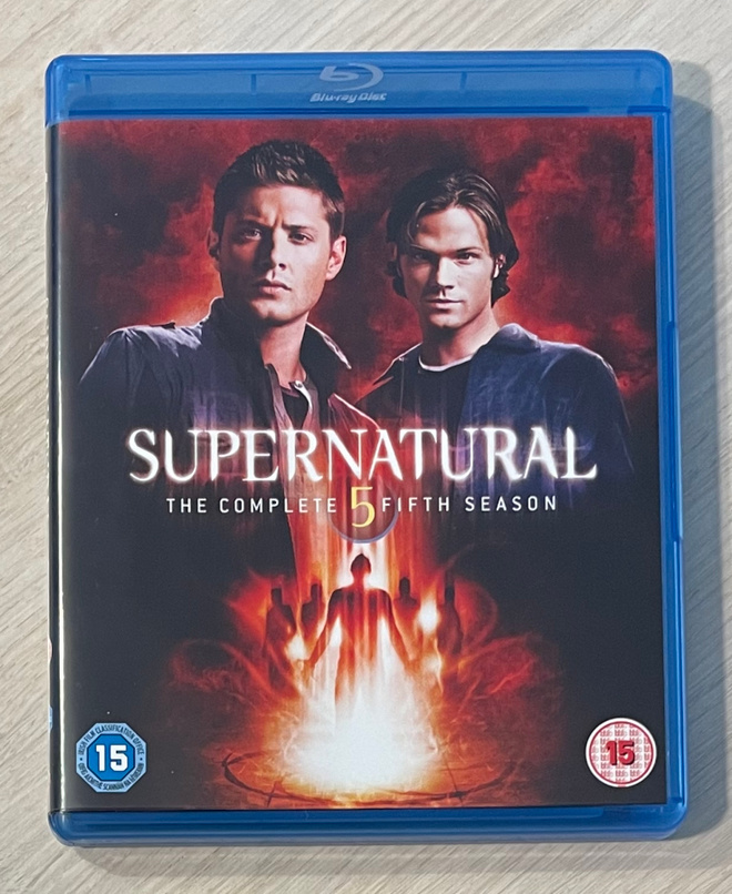 Supernatural: Kausi 5 (2009 - 2010) Blu-ray (UUSI)