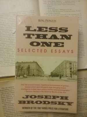 Joseph Brodsky - Less Than One: Selected essays (softcover)