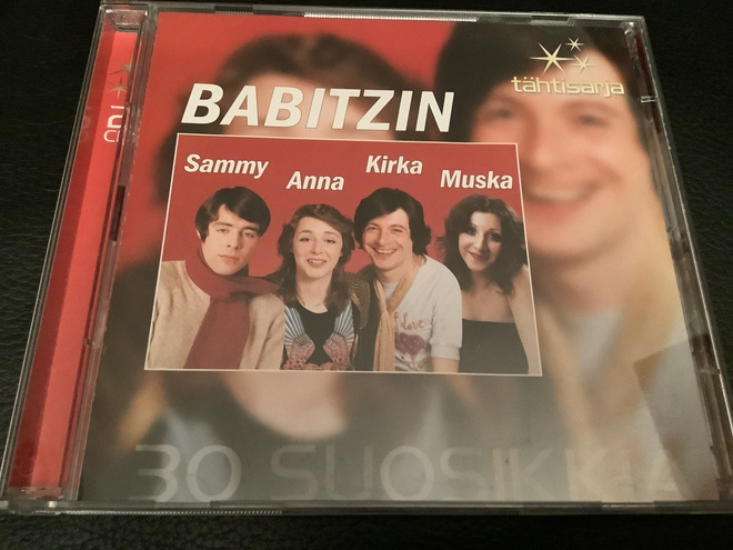 Sammy* & Anna* & Kirka & Muska BABITZIN-30 Suosikkia