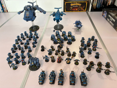 WK40K: Ultramarines -armeija (Firstborn)+ajoneuvoja+dread