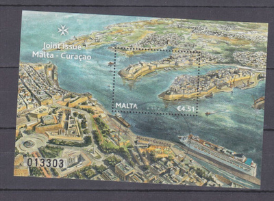 Malta 2013 risteilylaiva ja satama aiheinen 4,5€ blokki