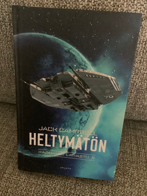 JACK CAMPELL:HELTYMÄTÖN (kadonnut laivasto 5)   UUSI