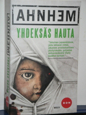 Stefan Ahnhem : YHDEKSÄS HAUTA