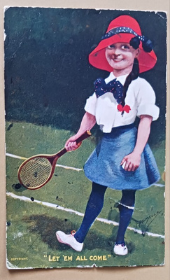 Pikkuleidi pelaamassa tennistä, p. 1917