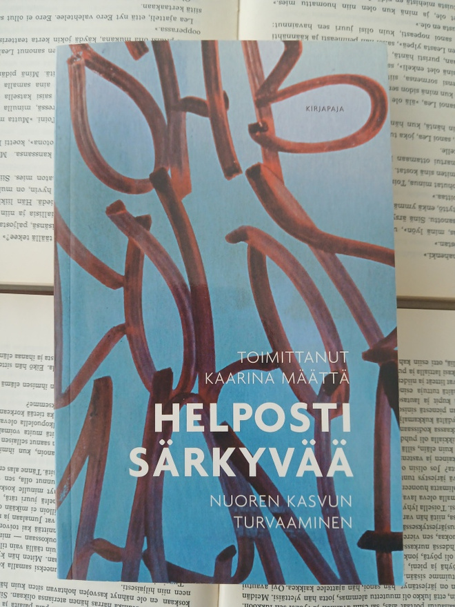 Kaarina Määttä (toim.) - Helposti särkyvää (nid.)