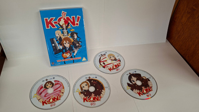K-On! Animesarjat DVD. Molemmat kaudet 1 & 2 + Movie