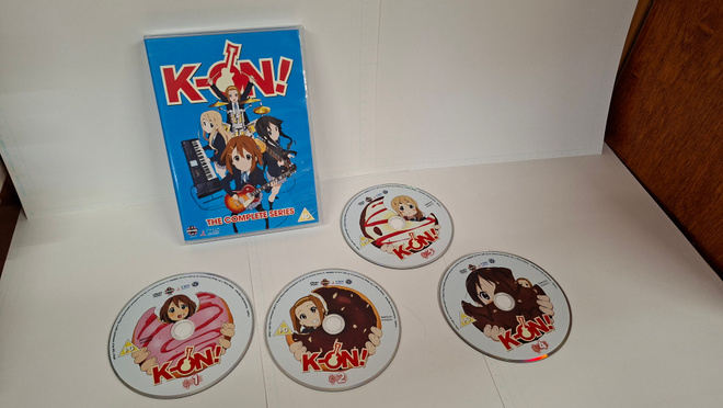 K-On! Animesarjat DVD. Molemmat kaudet 1 & 2 + Movie