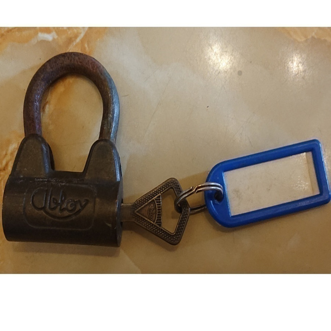 ABLOY lukko avaimella