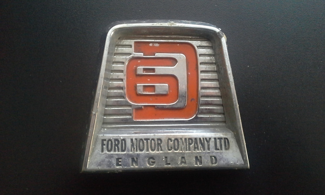 Ford Motor Company Ltd England "D6" metallinen merkki