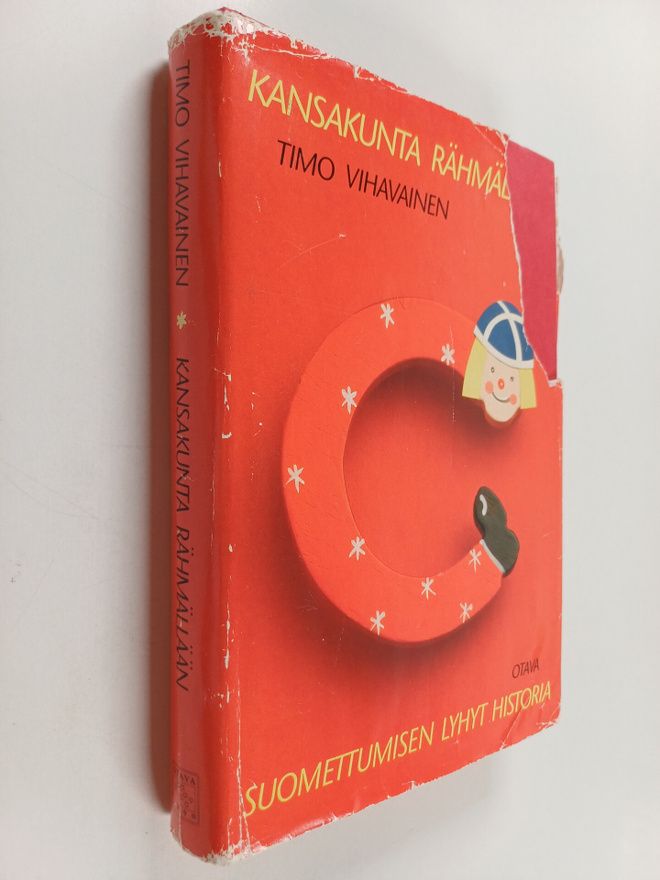 Timo Vihavainen : Kansakunta rähmällään : suomettumisen l...
