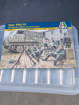 Italeri 1/35 RSO/01 w German Soldiers
