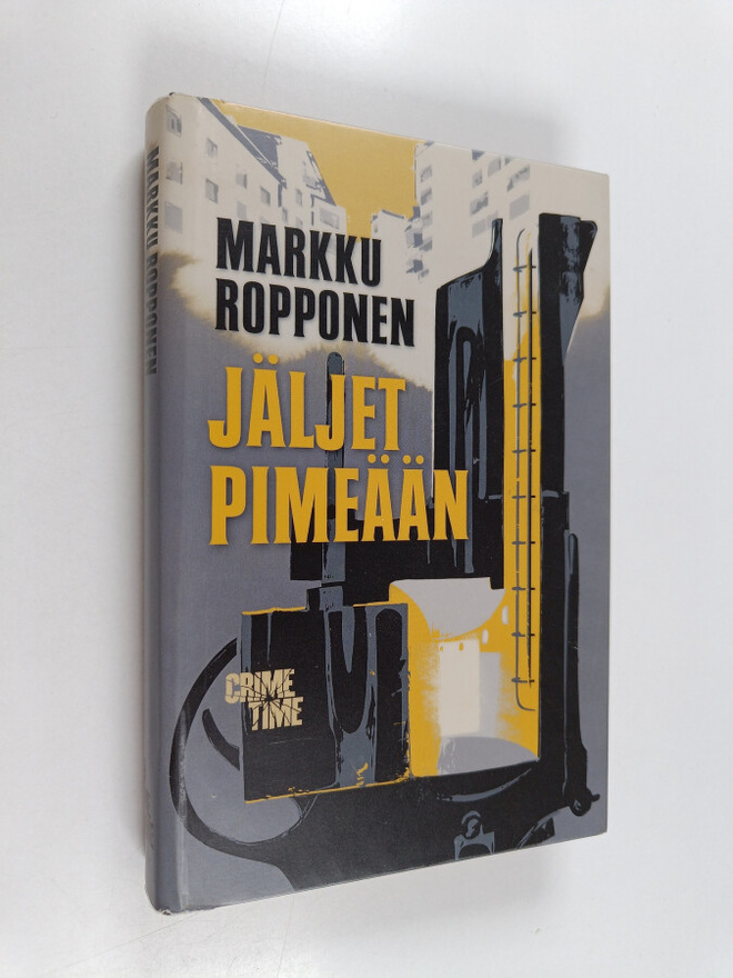 Markku Ropponen : Jäljet pimeään