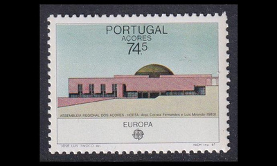 Azorit 383 ** Europa moderni arkkitehtuuri (1987)