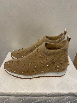 Uudet ”timanttikoristeiset” varsisneakerit koko 39