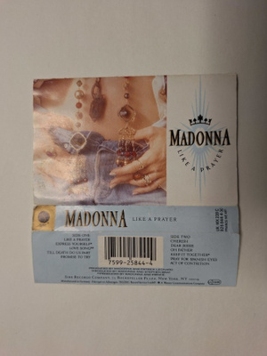 MADONNA - Kansipaperi  c-kasetiin