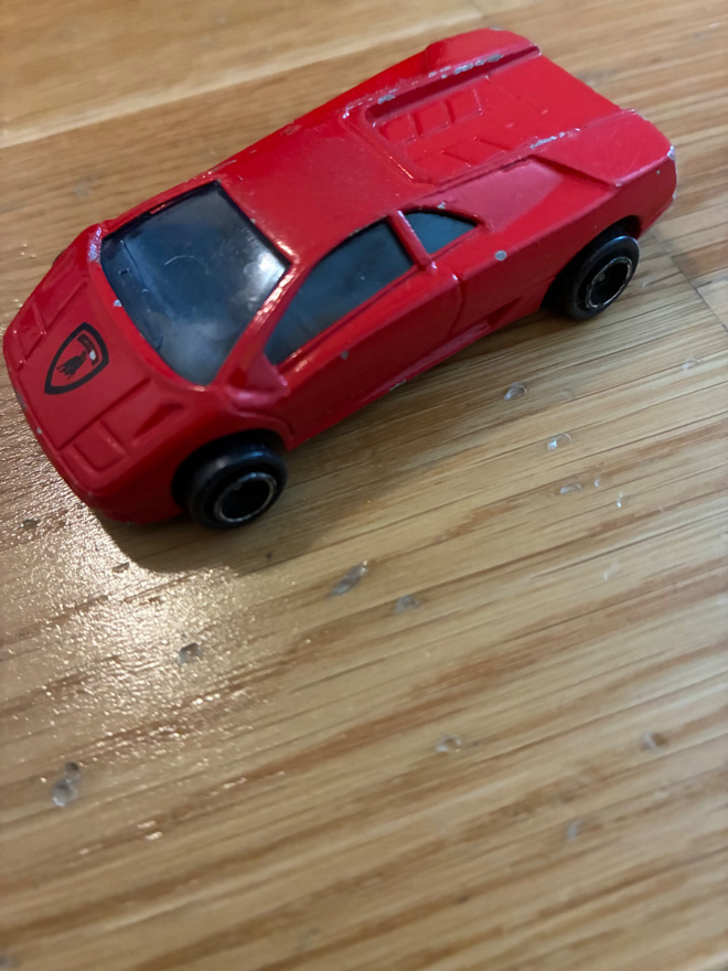 Lamborghini Diablo Majorette vanha pikkuauto n 1/64