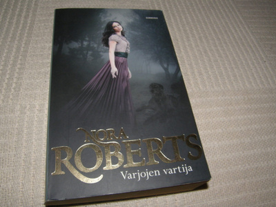 Nora Roberts Varjojen vartija -pok