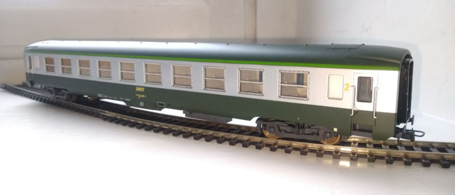 Lima 30 9373 ( H0 = 1:87 )
