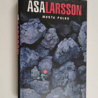 Åsa Larsson : Musta polku - pikkukuva 1