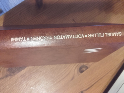 VOITTAMATON YKKONEN, Samuel Fuller