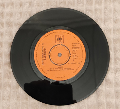 Pepe Willberg & Paradise Aamu 7"Single