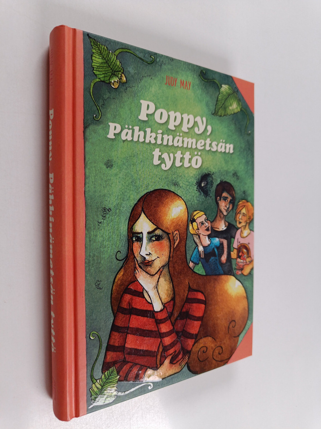Judy May : Poppy, Pähkinämetsän tyttö