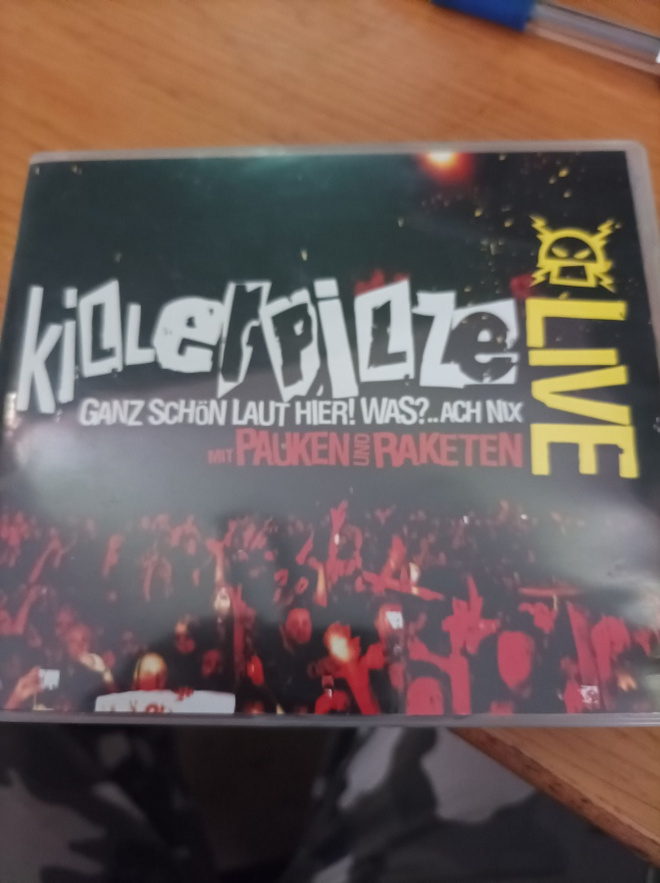 Killerpilze Mit Pauken Und Raketen Live