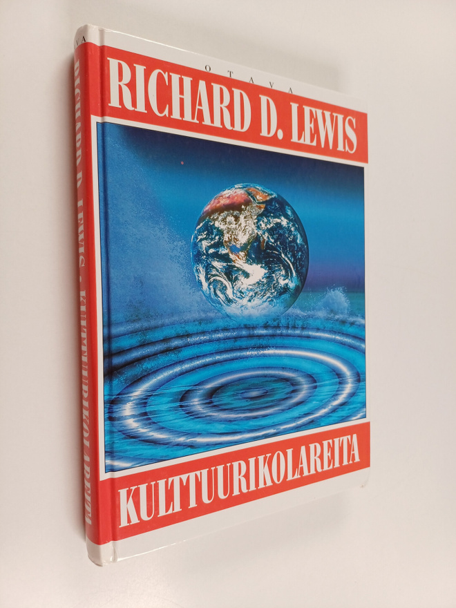 Richard D. Lewis : Kulttuurikolareita