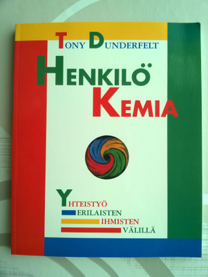 Tony Dunderfelt - Henkilö Kemia Kirja